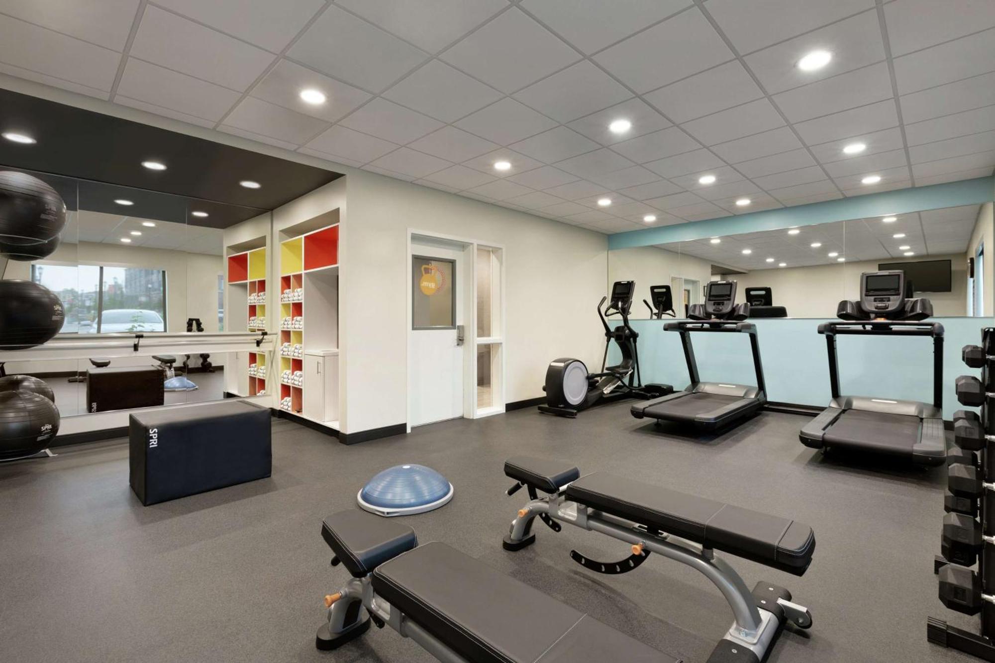 Tru By Hilton St. Charles St. Louis Otel Saint Charles Dış mekan fotoğraf