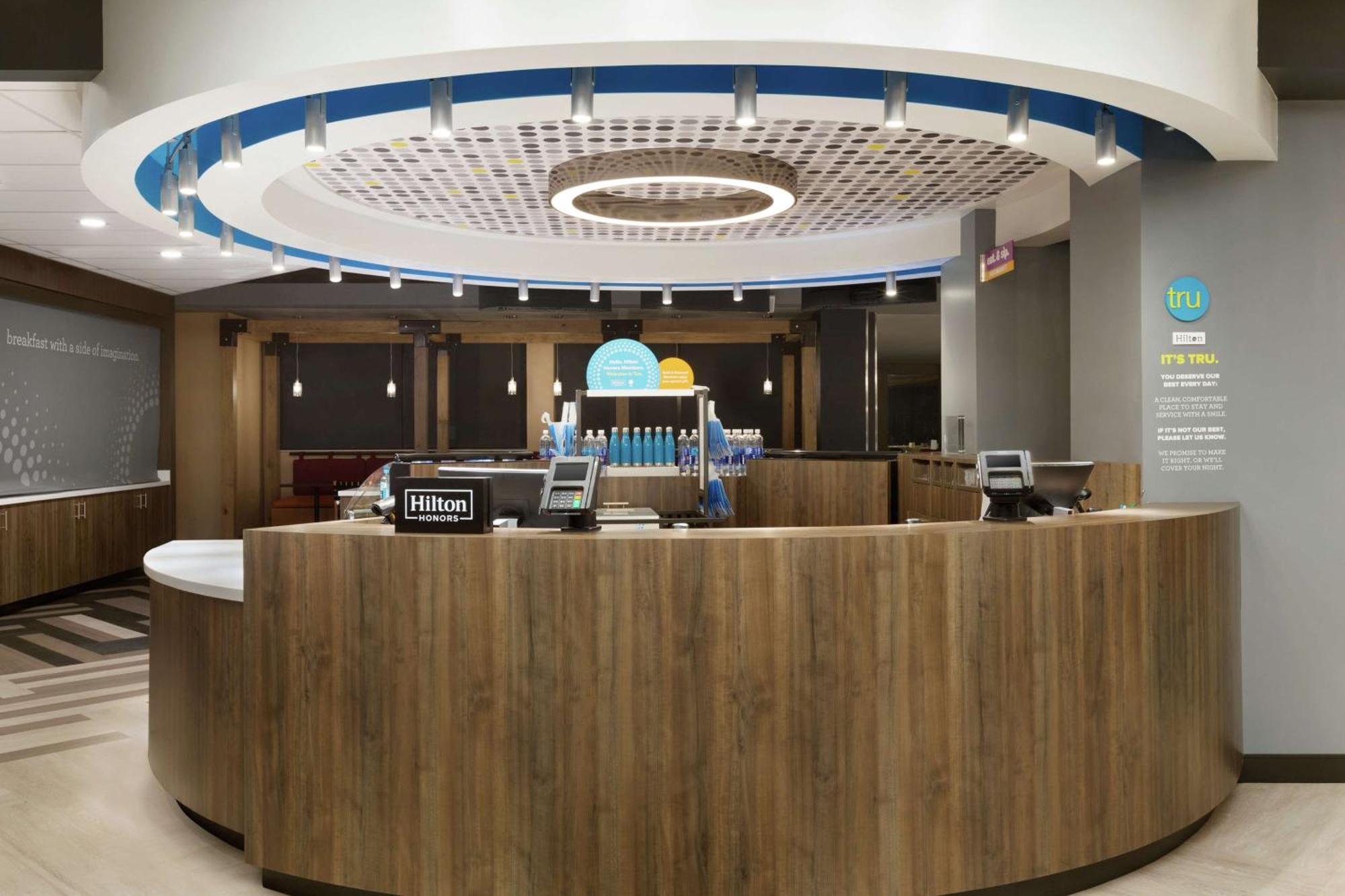 Tru By Hilton St. Charles St. Louis Otel Saint Charles Dış mekan fotoğraf